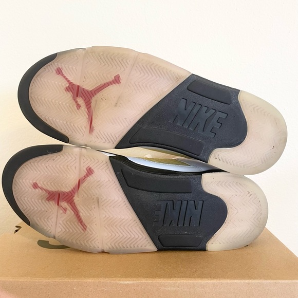 SOLD ❌ Jordan 5 Retro Fire Red size 10.5 DA1911-102 2020 PRE-OWNED - Picture 7 of 9